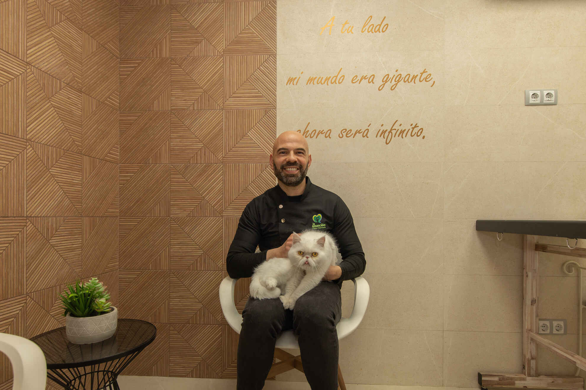 Alfredo Molina Leiva Veterinario